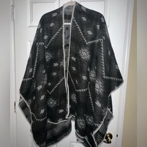 Express Printed Poncho sweater